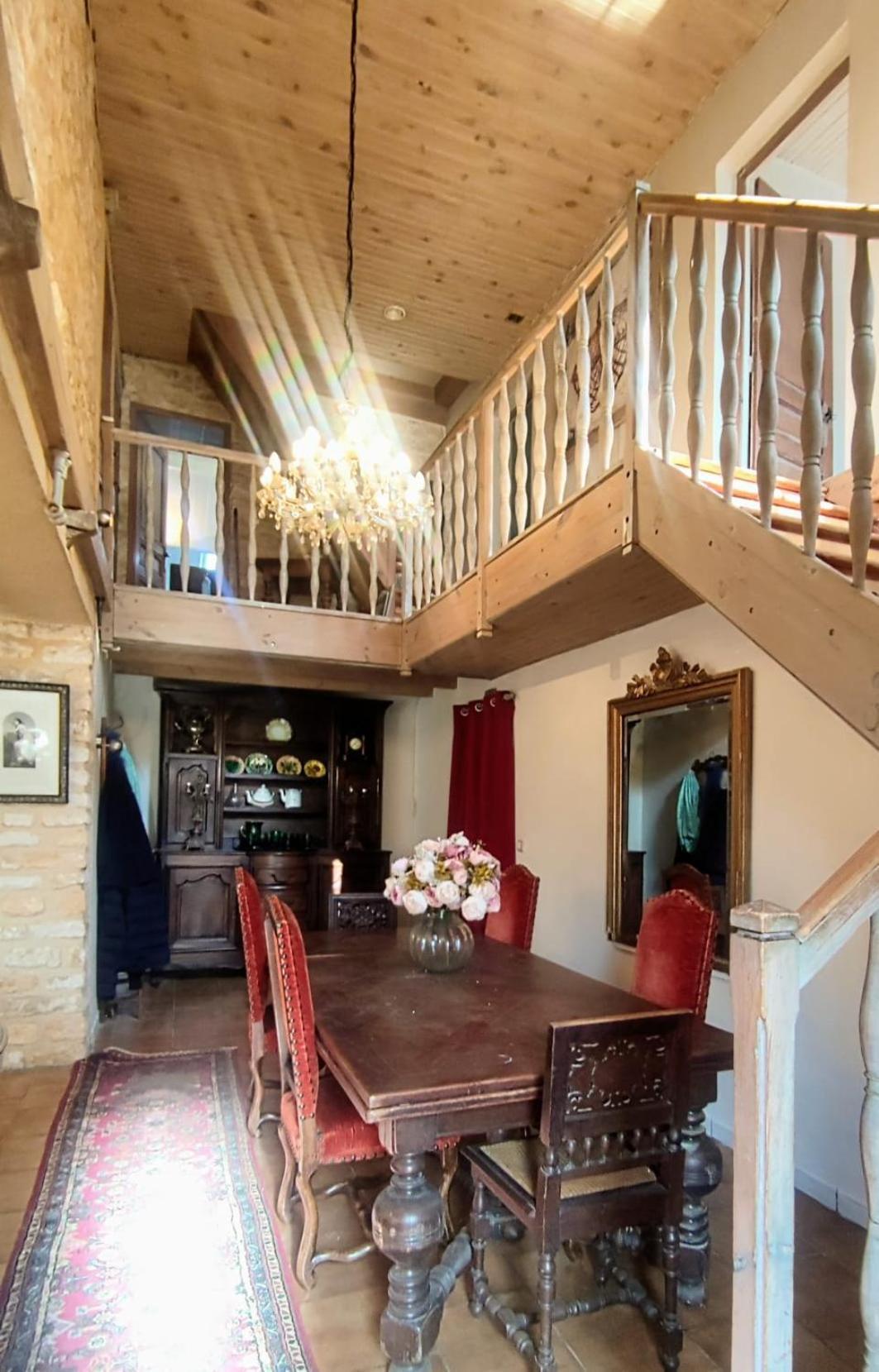 La Maison Bleue Varzy Luaran gambar