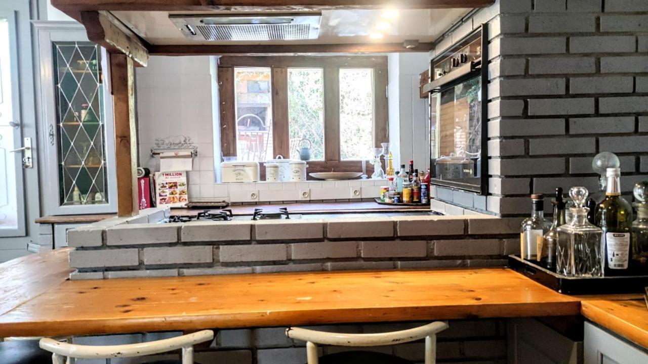 La Maison Bleue Varzy Luaran gambar